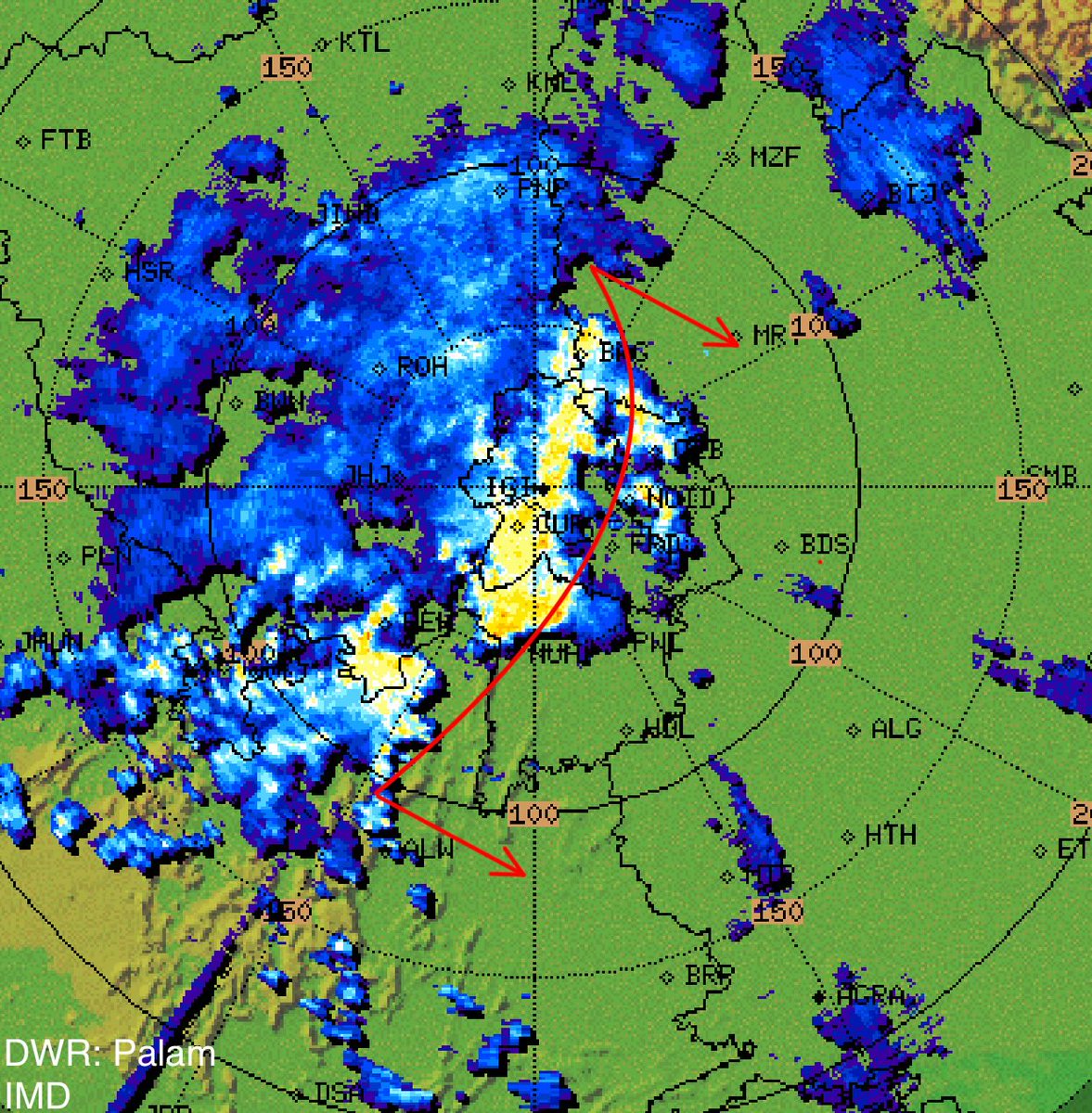 Nowcast-5
Another intense round of rains is heading towards #EastDelhi and #Ghaziabad and #Noida.

Heavy rains with thunderstorms with gusty winds upto 25km/h will occur in #Baghpat, #CentralDelhi, #EastDelhi, #Noida, #Ghaziabad, #Palwal and nearby areas in next 2 hrs.
•Water