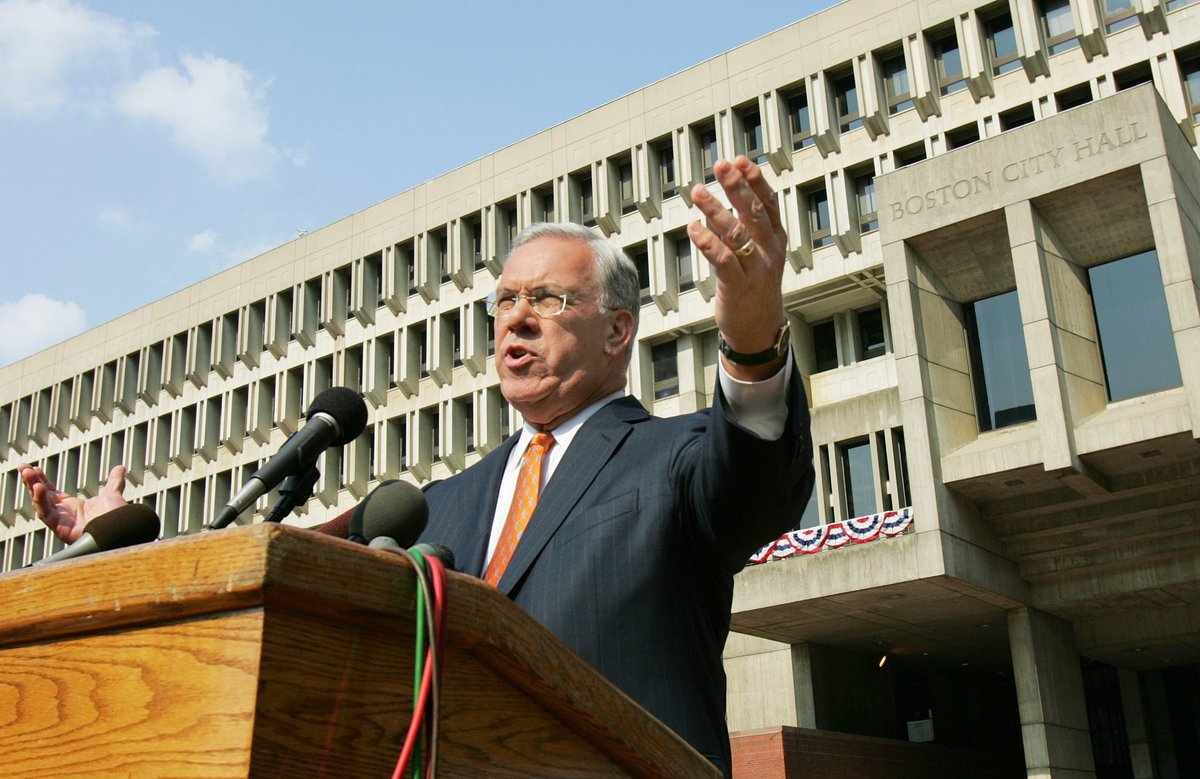 ‘Menino Center’ honors the mayor who willed the Southie convention hall into existence: ow.ly/KKYr50Wn5F3

#Boston