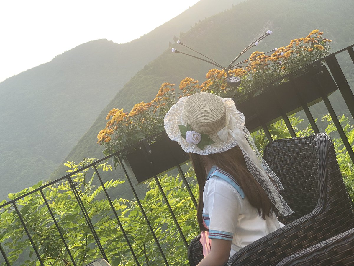 Moonbird001's tweet photo. 夏 https://t.co/yJIroKLrm0