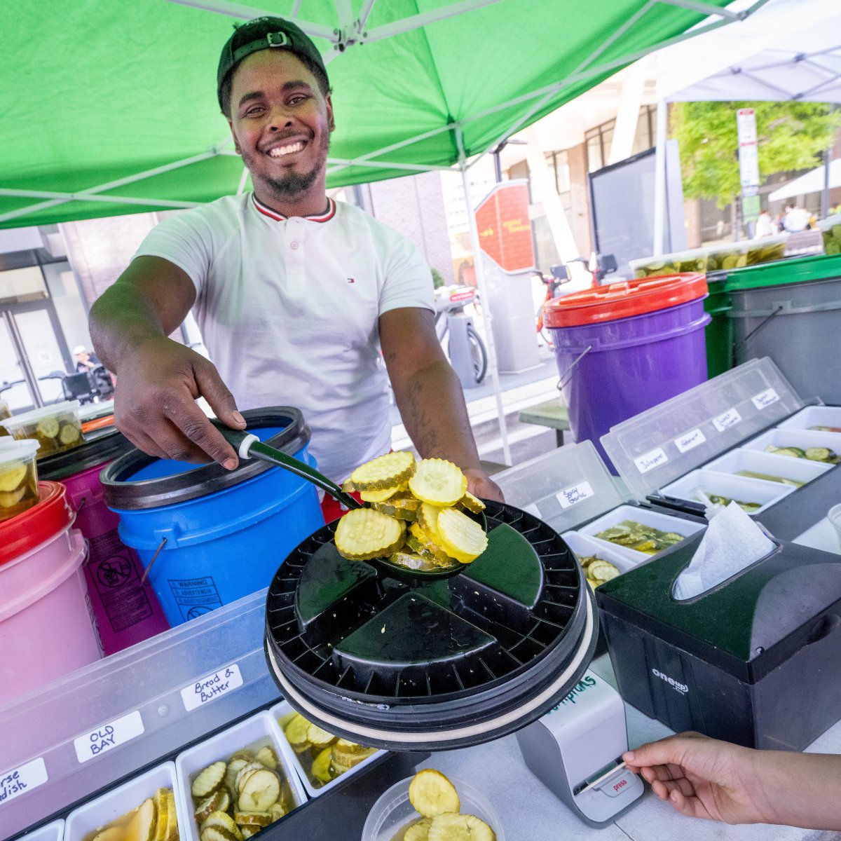 NoMaBID's tweet image. 🥒 In a pickle about what to stock up on this week at the NoMa Farmers Market? We've got you covered, from fermented veggies to vegan treats, plus plenty of fram-stand, fresh produce and more! Swing by every Thursday from 4–8 PM on Third Street NE.