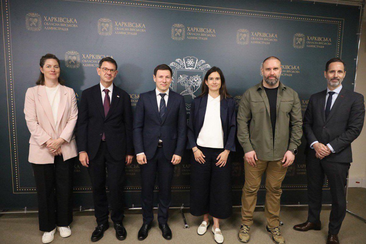 VenediktovaIV's tweet image. Herzlichen Dank NR-Präsidentin @MajaRiniker für Ihren Besuch in Charkiw und Winnyzja 🇺🇦. Solche Aufmerksamkeit stärkt #PeopleToPeople-Kontakte, fördert Dezentralisierung & zeigt 🇨🇭Unterstützung vor Ort. Brücken bauen - das ist unser gemeinsamer Weg. 🤝