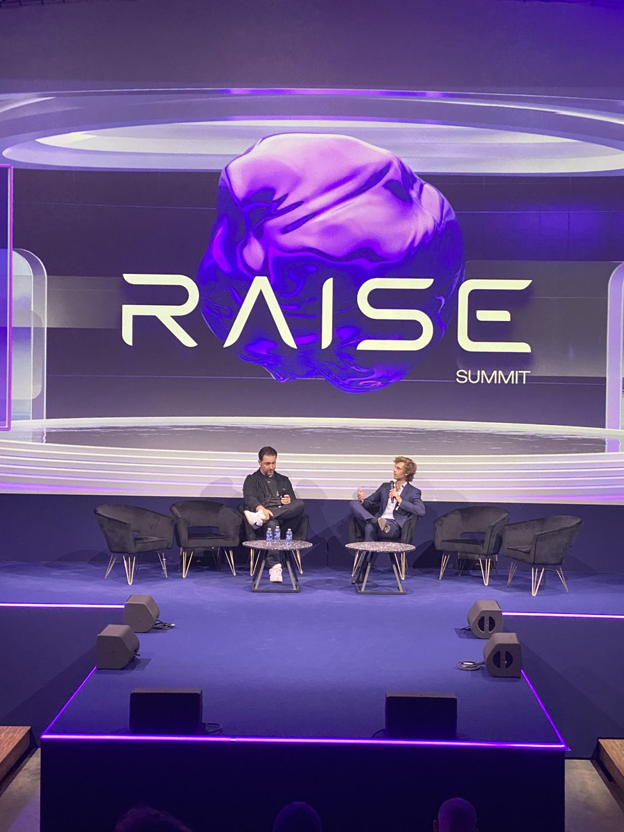 RaiseSummit's tweet image. Amazing insights from @alexisohanian Founder of @Reddit and @VictorienTixier CEO of @ScorePlay_xyz on the future of AI in sports during the second day of RAISE Summit You missed it? Run to watch the replay! 😎