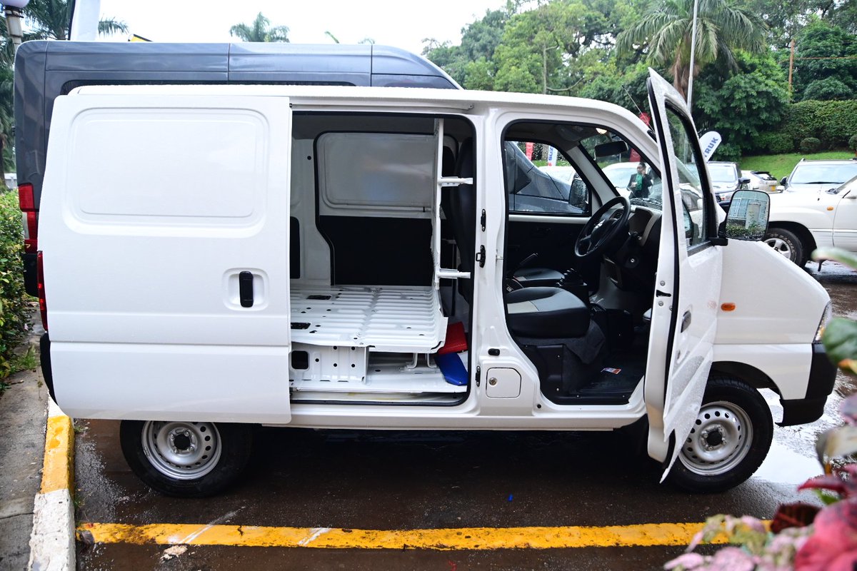 CFAOMobility_Ug's tweet image. Today at Sheraton Kampala!
We’re with the @AbsaUganda Business Club unlocking vehicle asset financing and business growth opportunities.
From the versatile EECO van to ForkLift -Toyota Material Handling Equipment, we’re here to power Uganda’s businesses with smart, reliable…