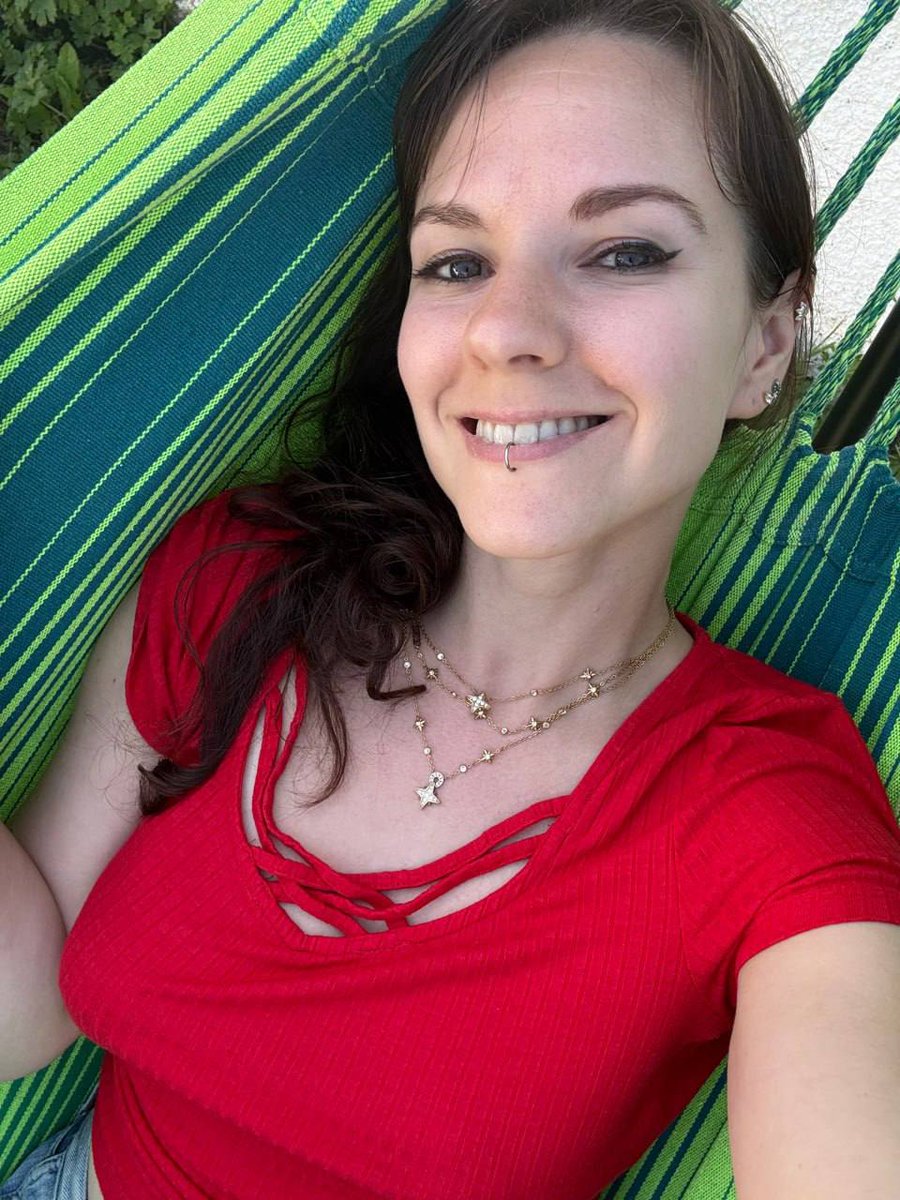Pour une femme qui a 30 ans , comment tu me trouves ? 🥰😇