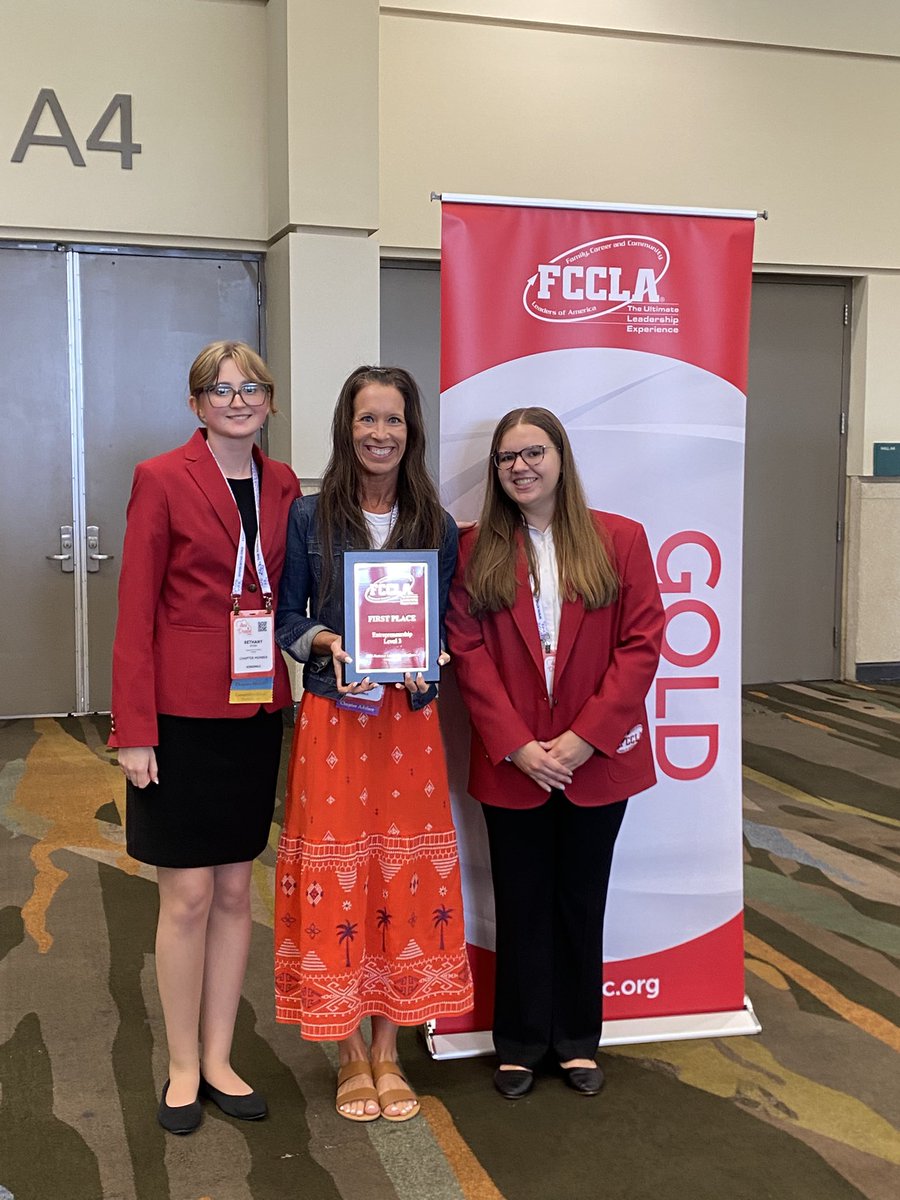 Congratulations to FCCLA National Champions Bethany Ryan and Megan Vrana! They earned first place in Entrepreneurship at the National FCCLA Competition in Orlando! 

Way to represent Lorena’s Tradition of Excellence!

#TheLeopardWay