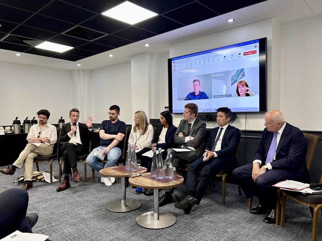 GR_APPG's tweet image. Yesterday, the APPG heard from witnesses on the proliferation of B3 machines and Adult Gaming Centres.
@DCMS must reform the regulations to prevent harm. Liberalisation of the 80/20 must be abandoned, and 'aim to permit' must be changed, empowering councils.