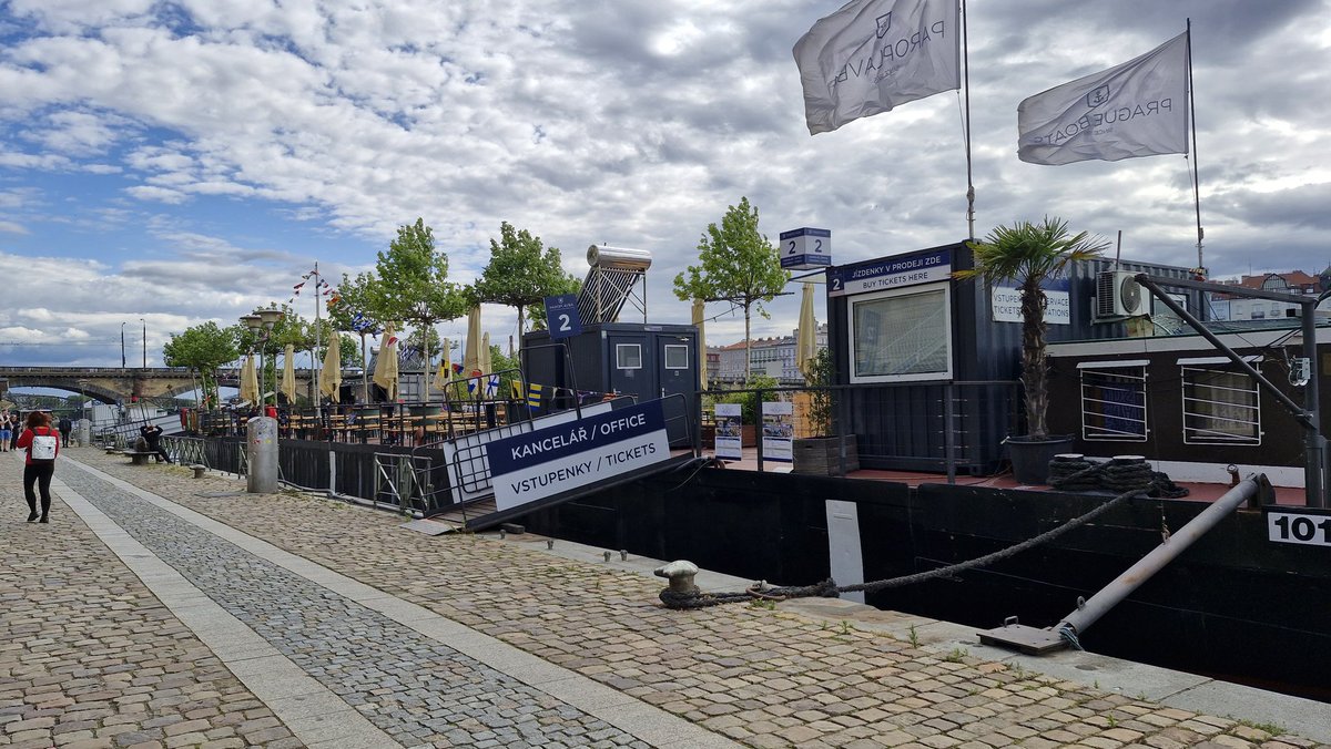 Vašek Stuchl tweet media