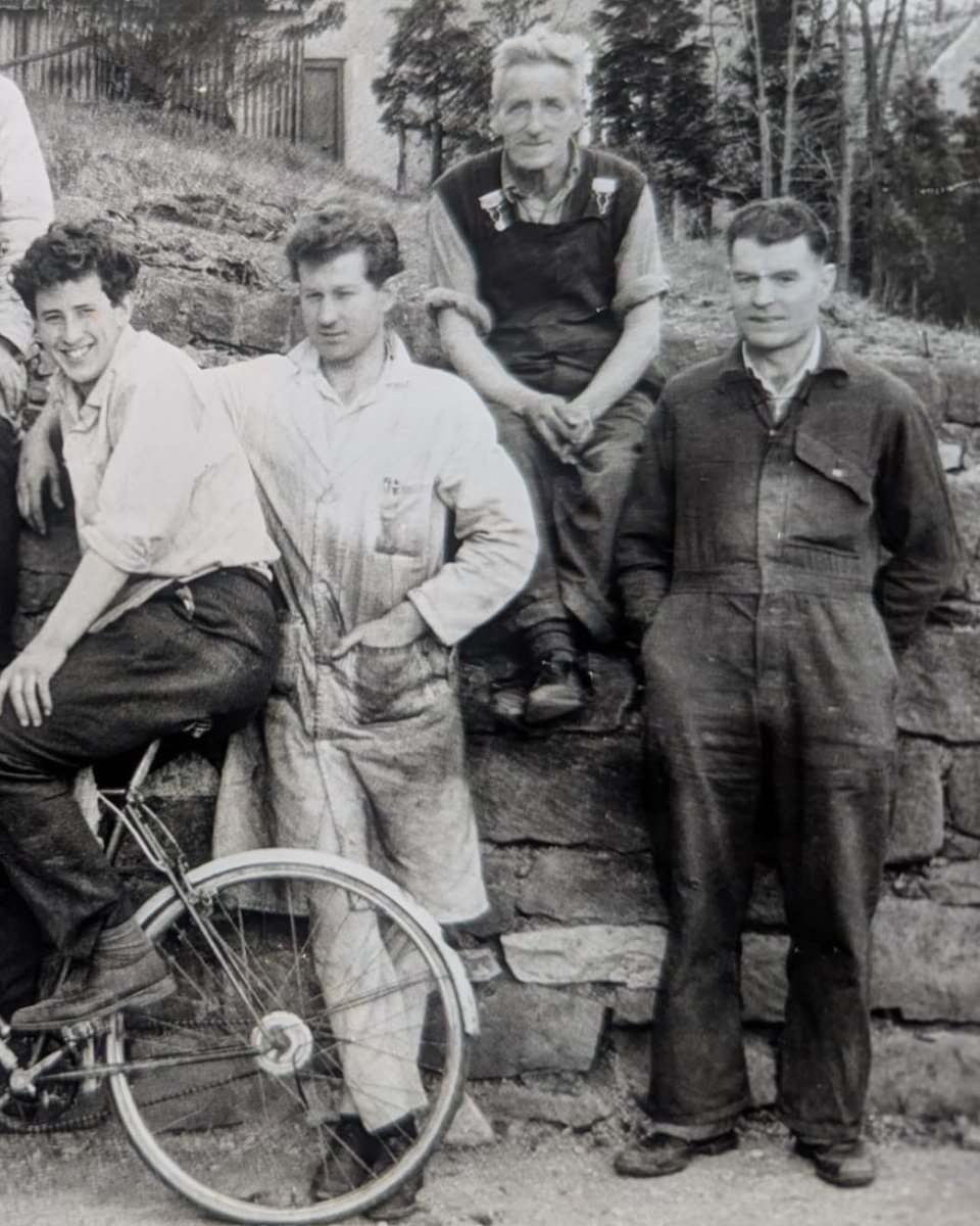 cabinetofficeuk's tweet image. On 8 March 1967, Patricia and her family’s lives changed forever when Sub-Officer Arthur Chadwick, a firefighter at Derbyshire Fire Station, tragically died in a fire engine crash. His family has been awarded an Elizabeth Emblem in recognition of his service and sacrifice.