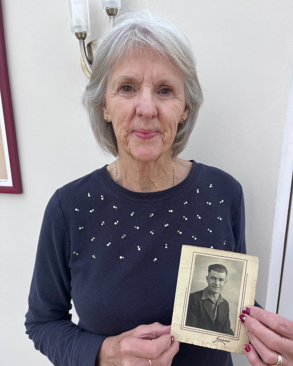 cabinetofficeuk's tweet image. On 8 March 1967, Patricia and her family’s lives changed forever when Sub-Officer Arthur Chadwick, a firefighter at Derbyshire Fire Station, tragically died in a fire engine crash. His family has been awarded an Elizabeth Emblem in recognition of his service and sacrifice.