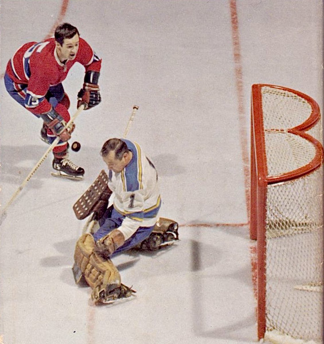 Old Hockey Cards tweet media