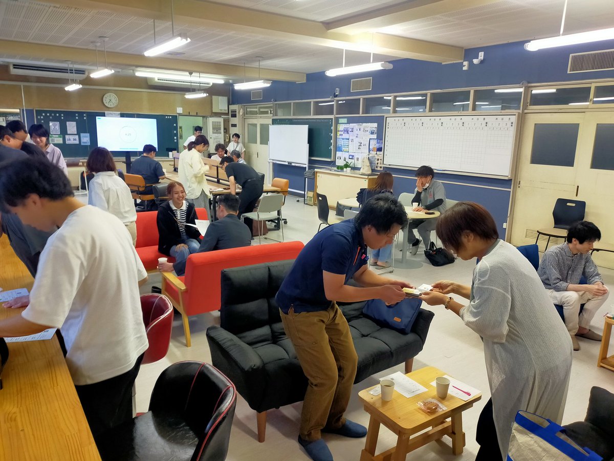 JOINX0811's tweet photo. 本日の #玖珠町 #交流会 🤝✨
#大分 の #かぼす珈琲 を堪能できる
特別会でした☕
半分 #大学生、そして半分社会人の
22名での盛り上がる会でした🙋🙋
いつも皆様ご参加
ありがとうございます😊😊
#MORetune https://t.co/ymHZEDThDZ