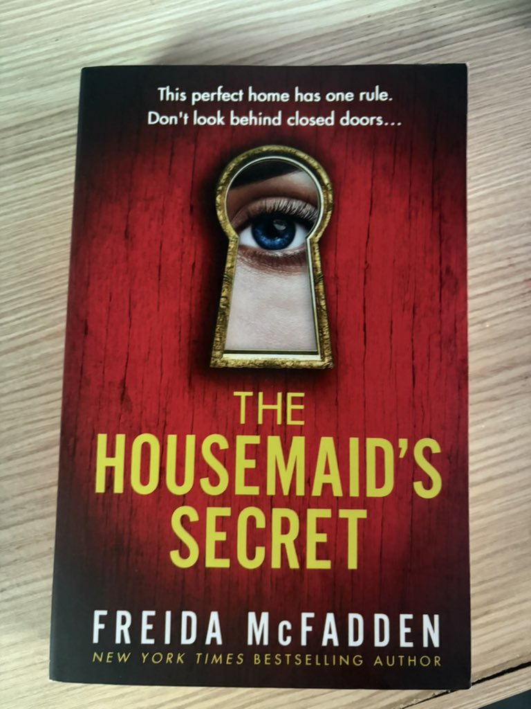 chimtae_ij's tweet photo. 🎀ส่งต่อ
The Housemaid’s secret เล่ม 2 ของ Freida McFadden
320 บ.-
(สภาพดีมาก)
🛒
#ส่งต่อหนังสือ #ส่งต่อหนังสือมือสอง #ส่งต่อหนังสือนิยาย #ส่งต่อนิยาย #ส่งต่อหนังสือนิยายภาษาอังกฤษ #ส่งต่อหนังสือภาษาอังกฤษ https://t.co/3rQdw1F0La