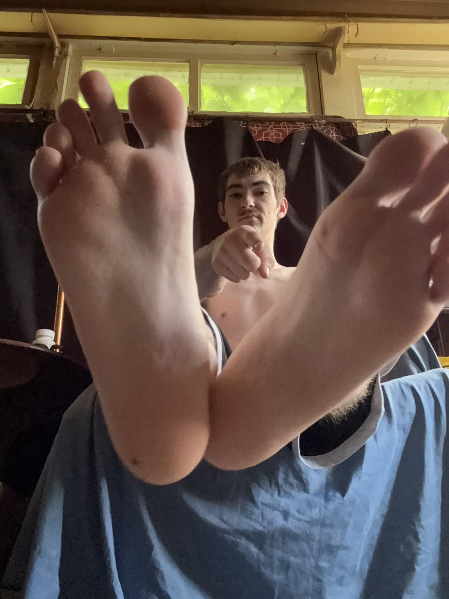 MasterDrake9's tweet image. Kiss, sniff, serve, repeat 
#findom #cashmaster #cashslave #footslave