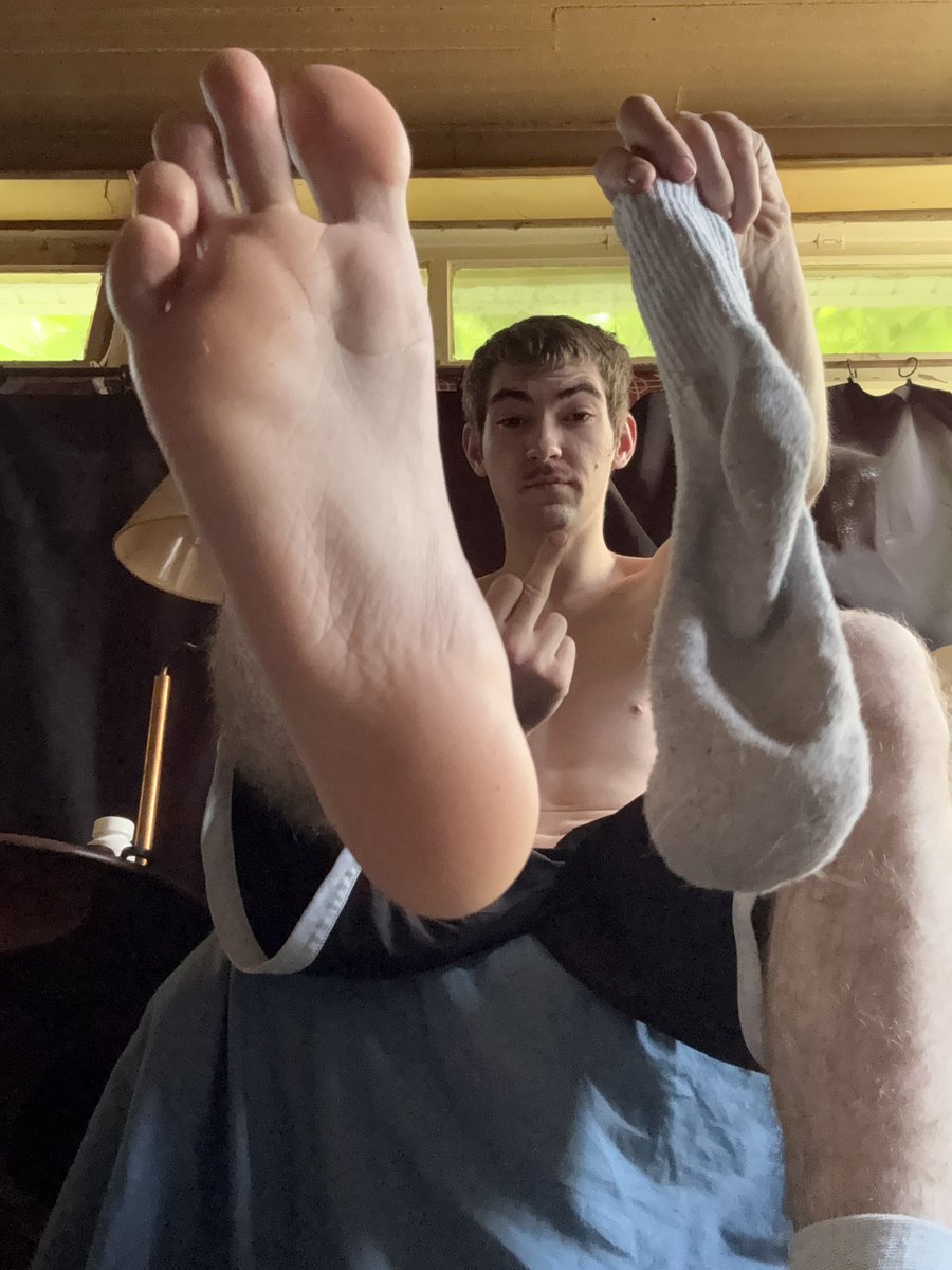 MasterDrake9's tweet image. Kiss, sniff, serve, repeat 
#findom #cashmaster #cashslave #footslave