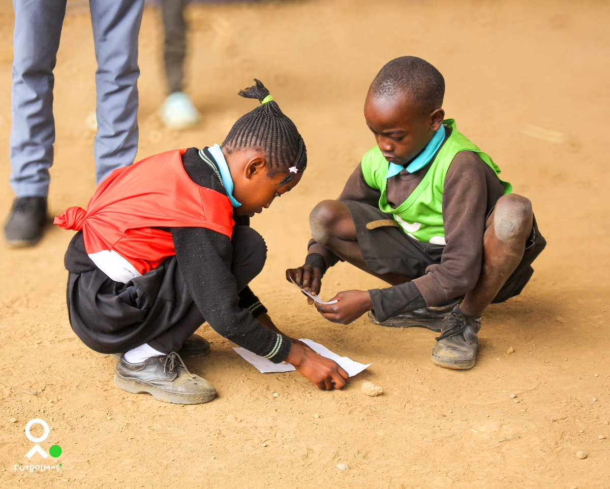 FutbolMasKenya's tweet photo. Using play to spark change!  

Today in Kibera, we focused on ending gender violence through Futbol Más activities-promoting equality, fair play, resilience, and safe spaces for all children.  

#SDG5 #GenderEquality #EndGenderViolence #FutbolMasKenya #SafeSpaces https://t.co/XLC90Iv1DZ