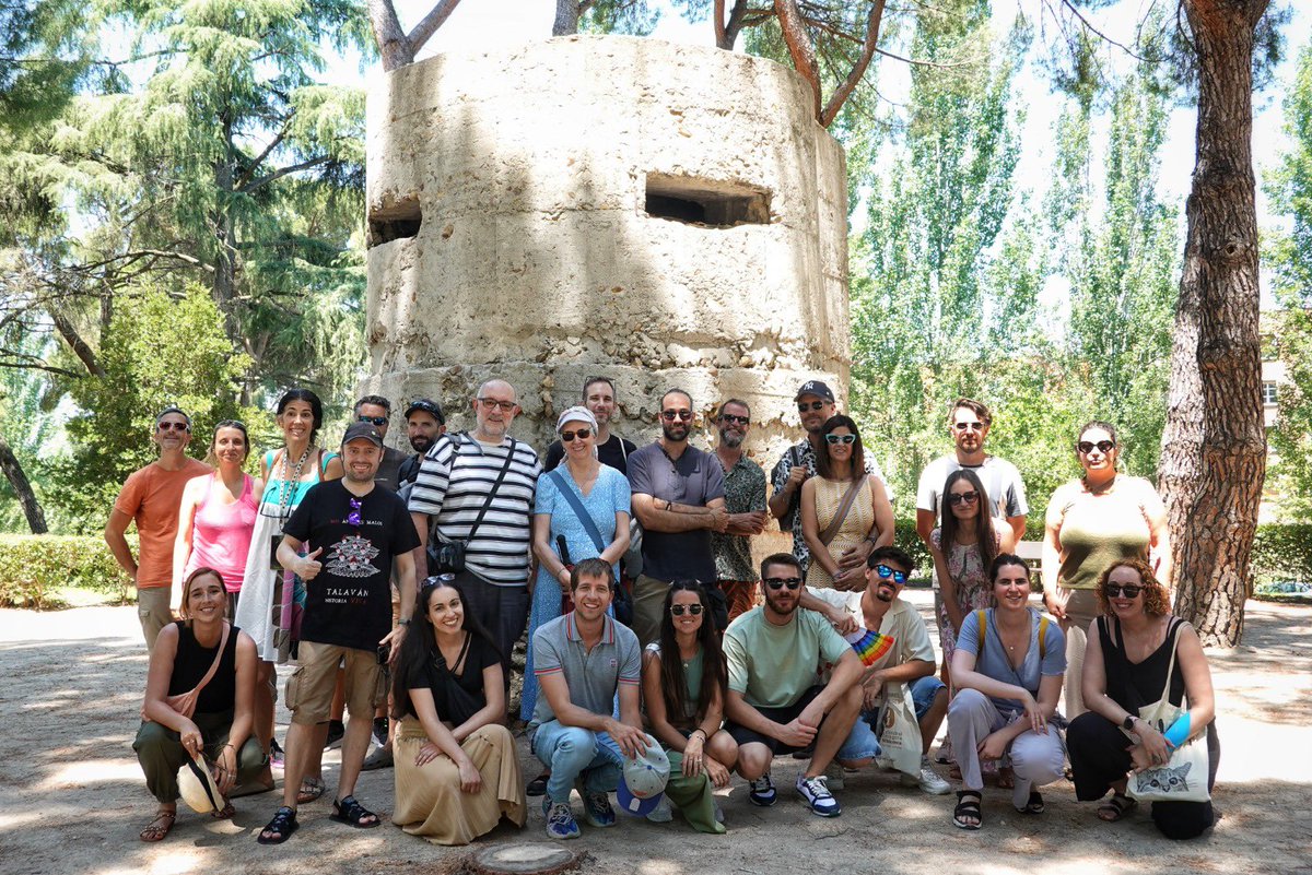 ¡Nuevo post en el blog! 🆕
Hace unas semanas os contamos que parte de nuestros socios estuvieron haciendo una interesantísima visita guiada sobre los vestigios en Madrid de la Guerra Civil española. Ya tenéis en el blog todos los detalles de esta actividad madridtb.com/descubriendo-e…