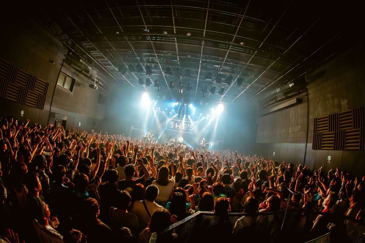 SHE_S_official_'s tweet photo. 2025.7.9(Wed) 大阪BIGCAT
「SHE’S Tour 2025 “The One”」

みんなと一緒に作ったツアーファイナル。
心の底から楽しい時間でした！

#TheOne ツアーはこれにて終了。
また秋の #シンクロ でお会いしましょう！

#SHE_S #TheOne https://t.co/7BrCFtwugN