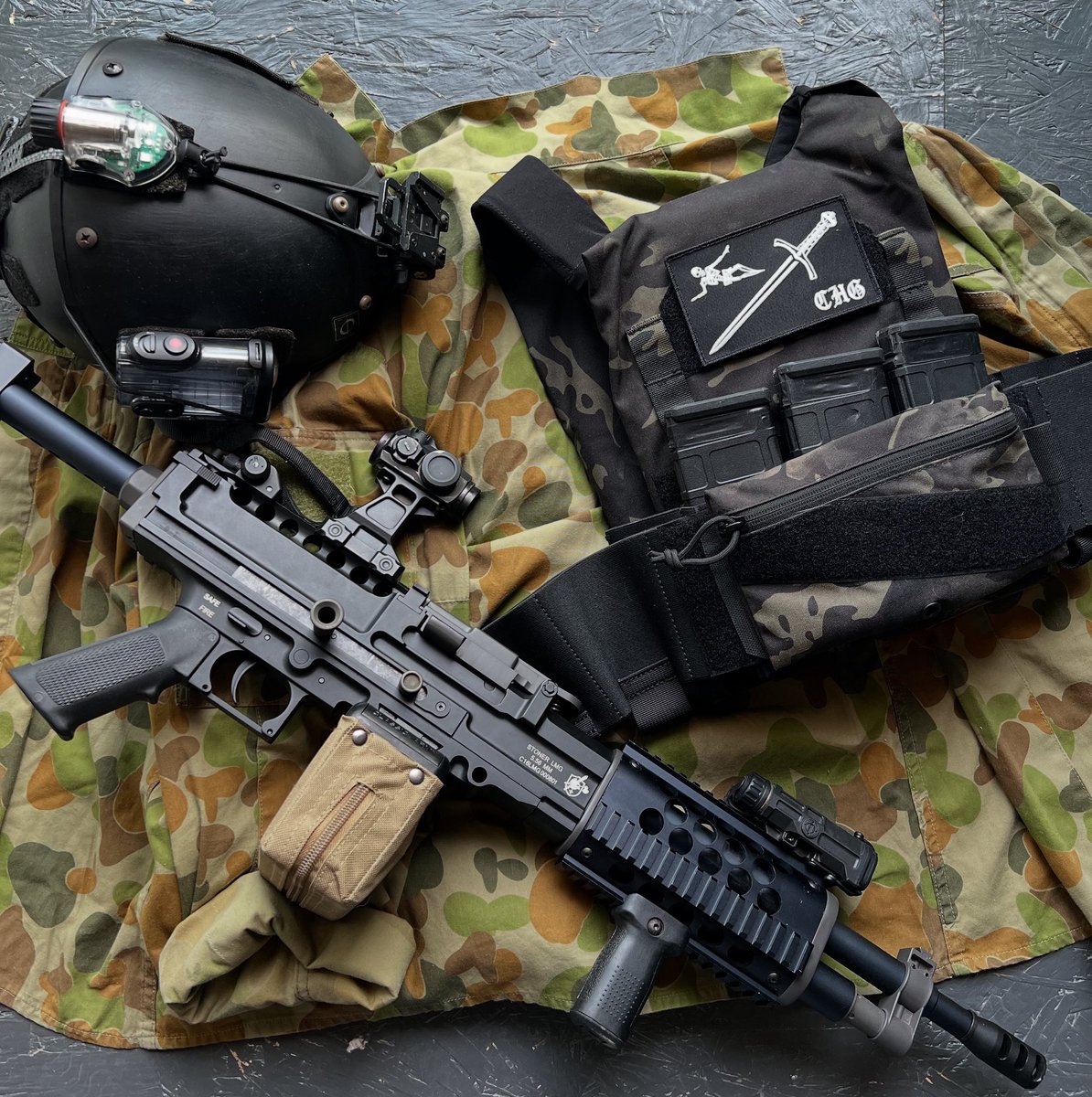 BohZz_'s tweet photo. AUSCAM DRIP #airsoft #gmr #army https://t.co/ehyHsyIEgq