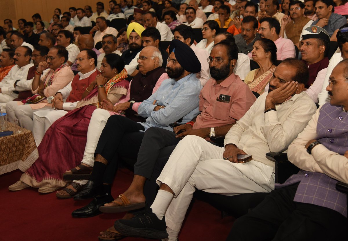 bjpsurendersing's tweet photo. https://t.co/v2GDZwltrA