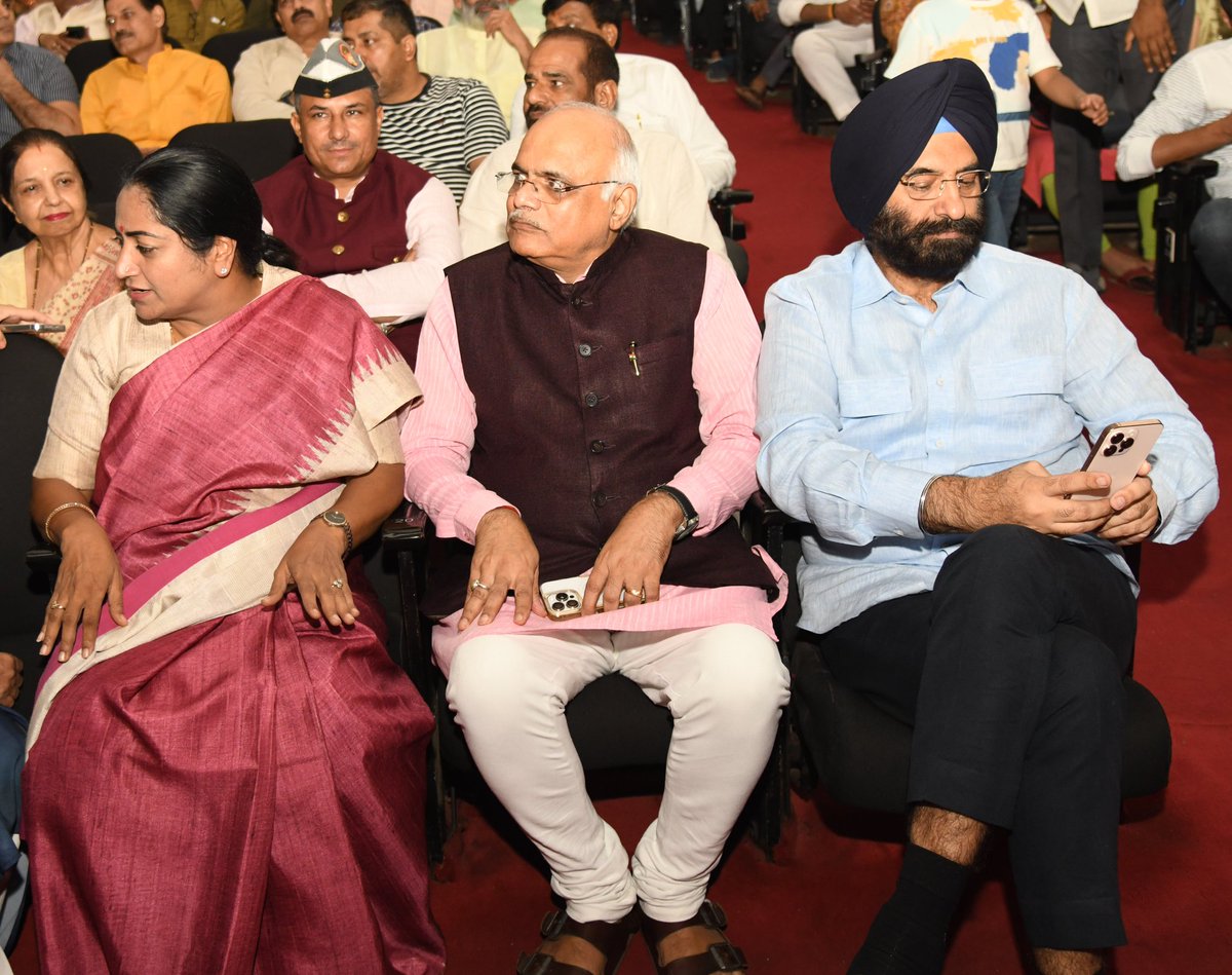 bjpsurendersing's tweet photo. https://t.co/v2GDZwltrA