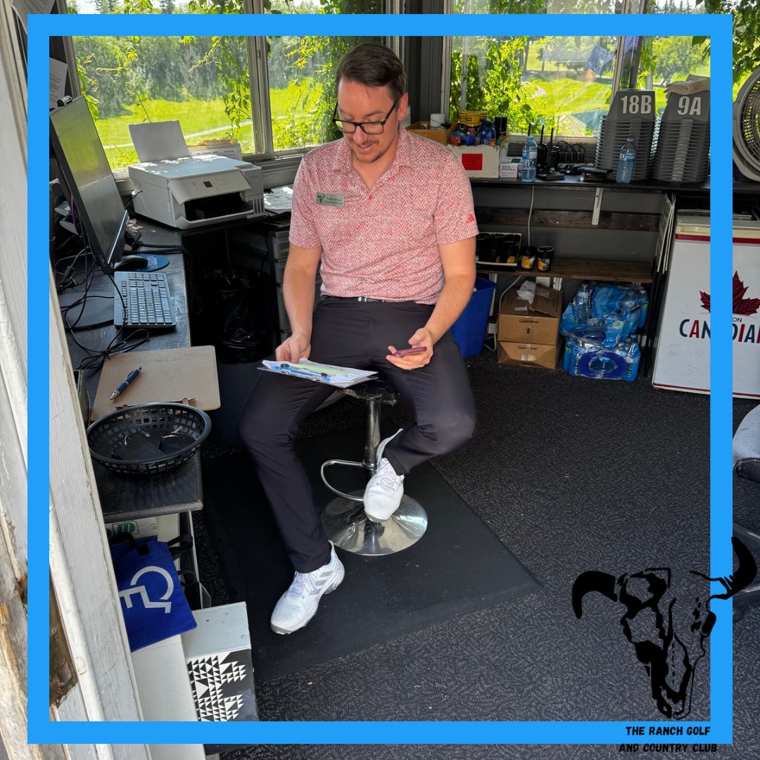 ranchgolfcourse's tweet photo. Trevor, our Events Coordinator never ever stops working tirelessly during tournament days. Hosting 1-4 tournaments a day sometimes, he’s a vital part of the events team here at The Ranch!
#ranchgolfcourse #yeg #edmontongolf #albertagolf #tournament #golfcourse #golf https://t.co/zh594PGrtR