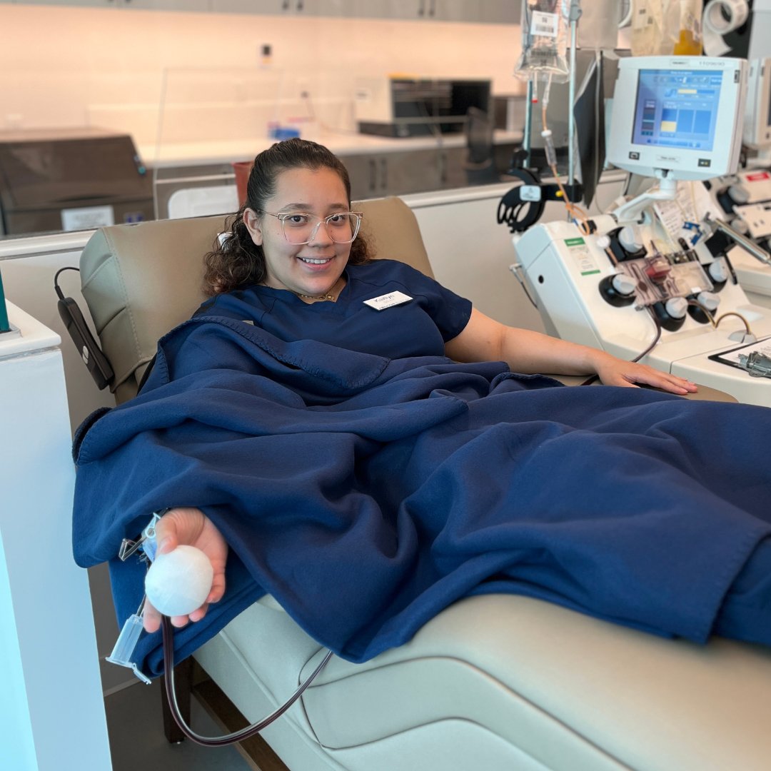 Phlebotomists Victoria and Kaitlyn know just how important donors are—because they are donors! 🩸 Thank you both for giving platelets and leading by example!

Check out our new platelet pact giveaways for our gold-hearted donors at delmarvablood.org/pact 💛