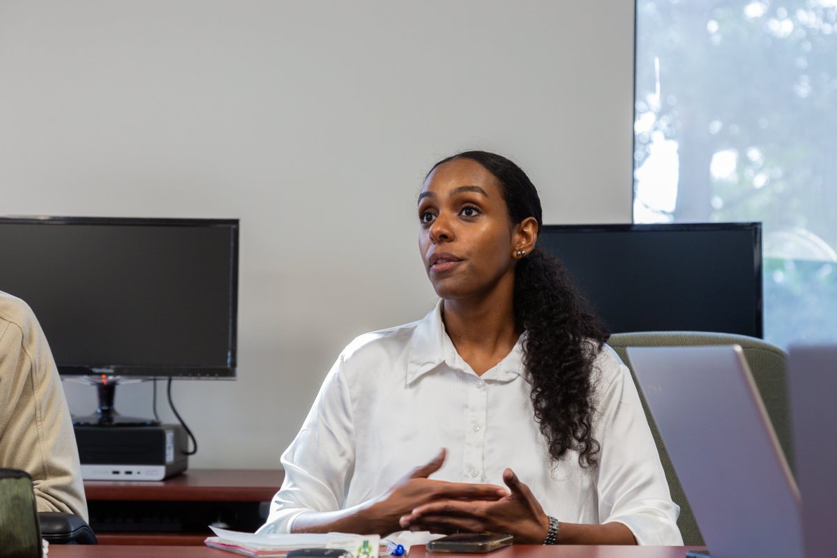 Information Technology (IT) professionals with international training or experience can join Canada's thriving #IT sector through our free Enhanced Language Training (ELT) program. Classes start July 28: tdsb.on.ca/communityservi… #IEPs #newcomers