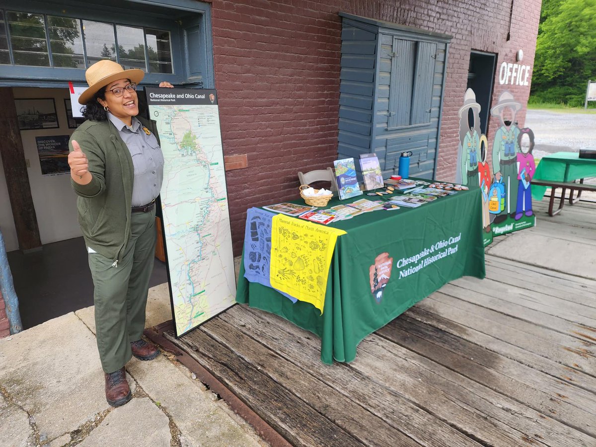 NPSYouth's tweet image. Are you interested in connecting students with 📱 digital resources about national parks? Become a Digital Education Program intern at @COcanalNPS through the @the_sca!

📸 NPS 

Learn more and apply now ➡️ myjobs.adp.com/scacareers/cx/…

#NPSYoungAdults #SCA #DigitalResources