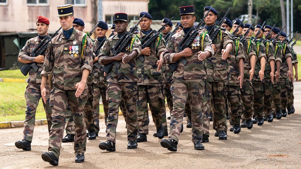 DRHATofficiel's tweet image. Le VDAT, c’est 4 mois d’immersion dans l’@armeedeterre de Terre pour 300 jeunes en 2025 🪖.
👉Objectif : découverte, dépassement, engagement.
Une voie souple vers la réserve ou l’active.
Expérimenté en Outre-mer, tourné vers l’avenir.