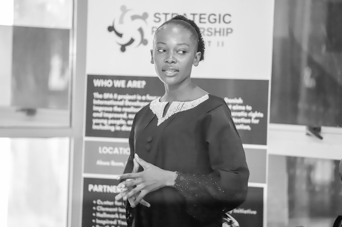 ActionAidNG's tweet photo. “What’s the biggest tribe in Nigeria?”
At today’s #GOLDTraining in Yola, this raised a deep dialogue on identity, unity, and power.
GOLD isn’t just leadership training; it’s about building a movement of young people organising to demand  change.
#SPAII #Youth4GreenEco https://t.co/MmsEA36dCq