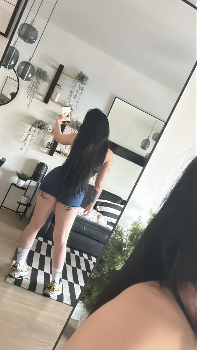 Ups se me sale el tatuaje 🤭