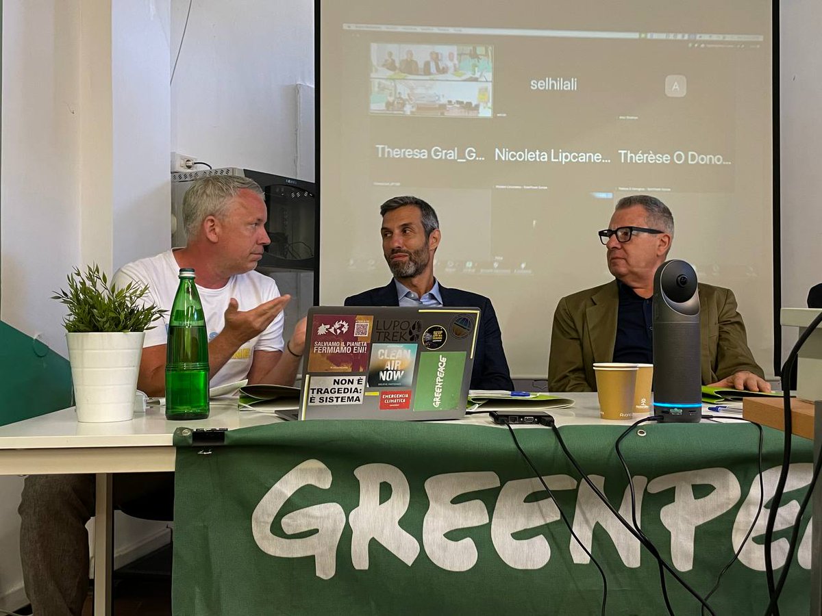 Giuseppe Onufrio (@gonufrio) on Twitter photo Si è tenuto oggi un seminario tecnico di <a href="/Greenpeace_ITA/">Greenpeace Italia</a> & #GreenpeaceUkraine e <a href="/SolarPowerEU/">SolarPower Europe</a> sugli investimenti in #solare e #rinnovabili per la ricostruzione #Ucraina
Con Adil Hanif, BERS, Gianluca Gramegna, ERG e Inna Sovsun Deputata Parlamento Ucraino, comitato energia Si è tenuto oggi un seminario tecnico di <a href="/Greenpeace_ITA/">Greenpeace Italia</a> & #GreenpeaceUkraine e <a href="/SolarPowerEU/">SolarPower Europe</a> sugli investimenti in #solare e #rinnovabili per la ricostruzione #Ucraina
Con Adil Hanif, BERS, Gianluca Gramegna, ERG e Inna Sovsun Deputata Parlamento Ucraino, comitato energia