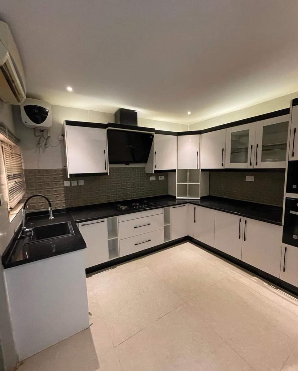 xfdeclutterng's tweet photo. Clients who need kitchen cabinets, wardrobes and even Gerald roofing, in any location, whether Lagos, Abuja, Portharcourt, Kaduna, Kano etc., we can deliver to your specifications.
At XTREME FAVOUR FURNITURES, we proudly design and develop our range o...👇
https://t.co/zWLCYtGCUf https://t.co/g1fjmAbTki