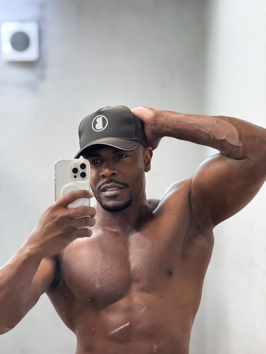 King Boyomo👑 tweet media