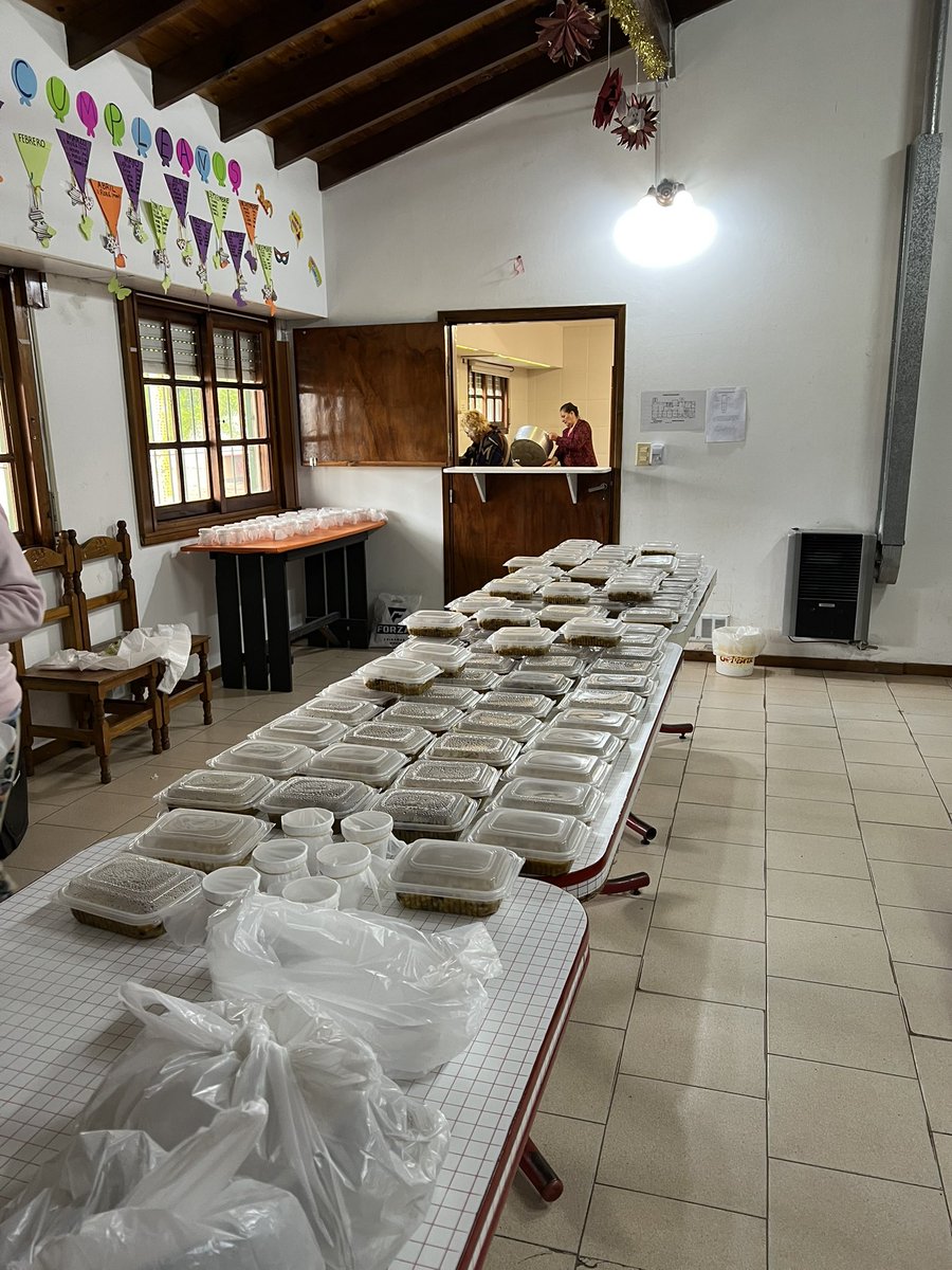 arcoirisvg's tweet photo. Locro del 9 de Julio !!! Gracias a todos !!! https://t.co/pEJlueoQqb