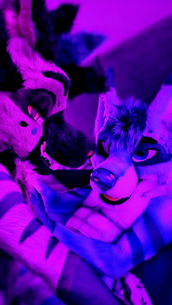 skittleshusk's tweet image. 𝓮𝔂𝓮𝓼 𝓽𝓮𝓵𝓵 𝓶𝓸𝓻𝓮 𝓽𝓱𝓪𝓷 𝔀𝓸𝓻𝓭𝓼