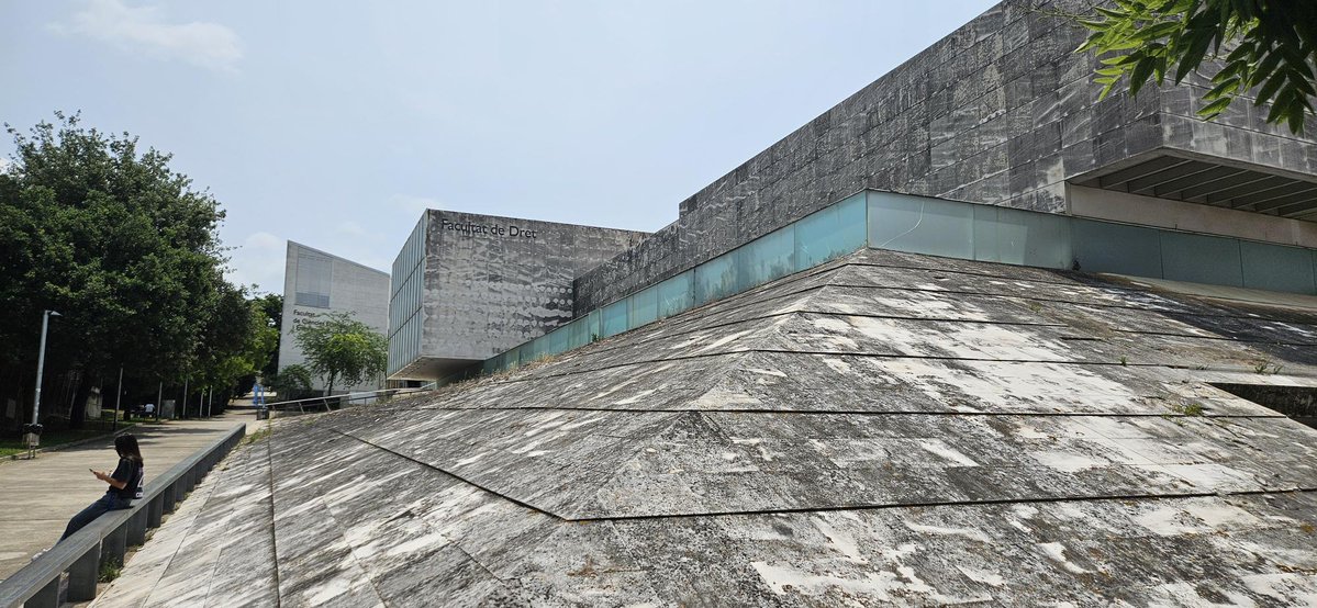 On June 5, Wojciech Jasiński joined WS 20: European Perspectives on Negotiated Justice at the 2nd Michele Taruffo Girona Evidence Week 🧠⚖️

Panel led by Giulia Lasagni &amp; Jacopo Della Torre featured top scholars on justice &amp; evidence across Europe.

#DJContour #CriminalLaw