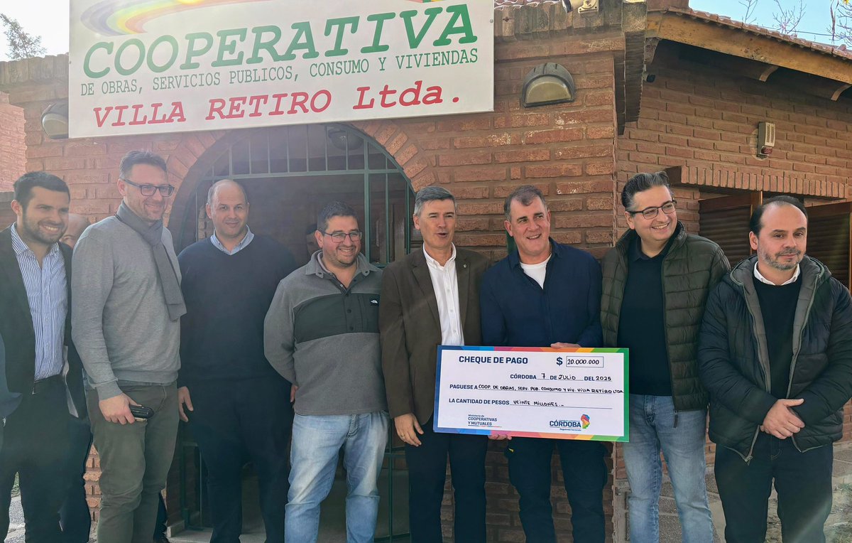 BergeseMartin's tweet photo. 🤝Con aporte de $20 millones del Programa de Fortalecimiento del @MinCoopCba , la Coop Serv Pub de Villa Retiro, podrá avanzar en el saneamiento y actualización de la red de agua de la zona Quinta Las Hermanas -viejo camino al Tirol - Tramo I 🚰 , beneficiando a 400 familias. https://t.co/sDwYgU3S8j