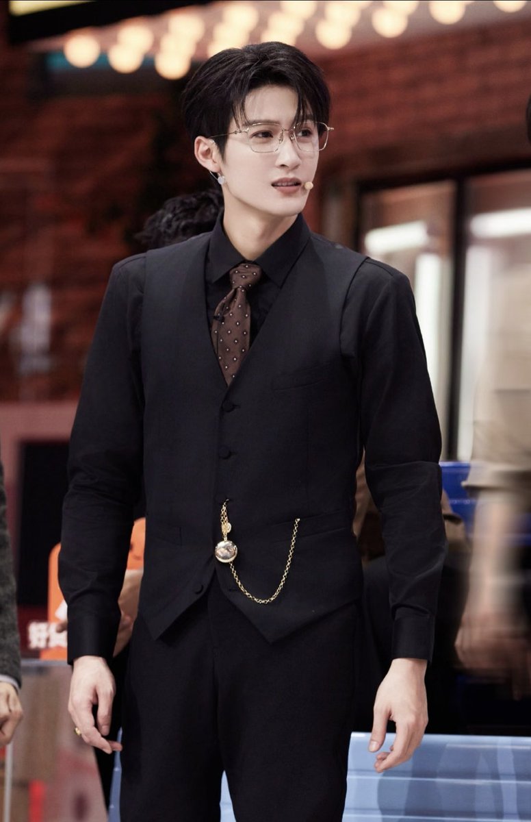 one of the best looks in Hi6, he is serving so much 🤌🏻

#TanJianci