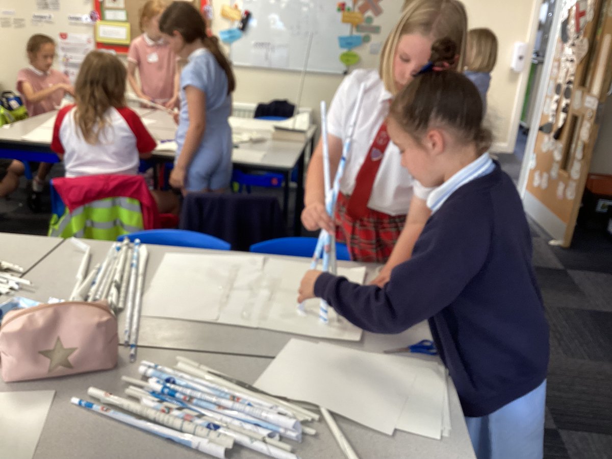 mrspyear4's tweet image. Joint Creative Curriculum Day with @AspullChurchSch we loved researching, designing, creating and testing Roman Aqueducts. The children worked so hard together, what a fab day! 🏛️🎨 @OURLADYSASPULL #ourladysdt