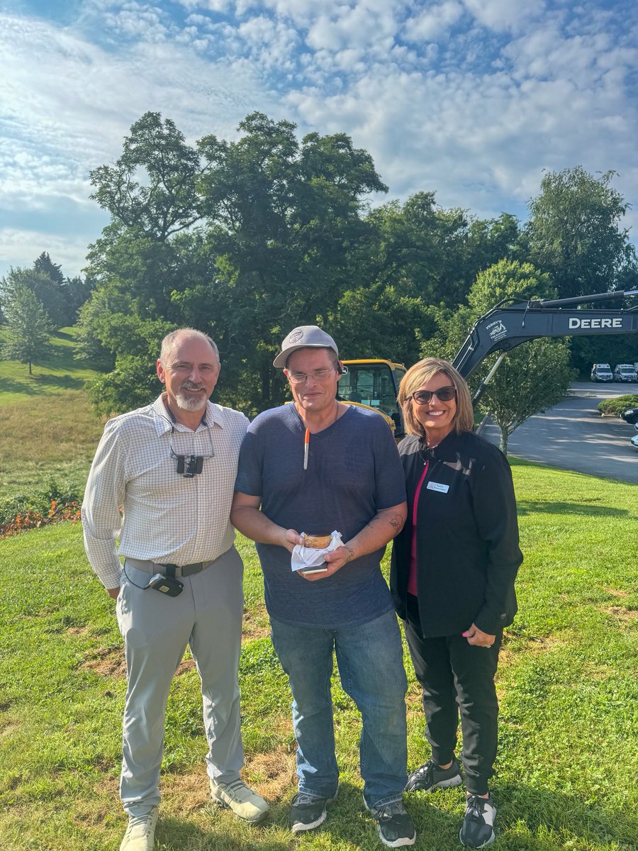 ahcdcdental's tweet photo. 🎉 Happy Birthday to our amazing Construction Superintendent, Nate! 🛠️🎂

We’re excited to celebrate as we begin Phase 3 of construction—adding 7 brand new operatories to serve our community even better.

Thank you, Nate, for all you do to help make our mission a reality! 💪🏽🏗️ https://t.co/Gt6Z2nC76K