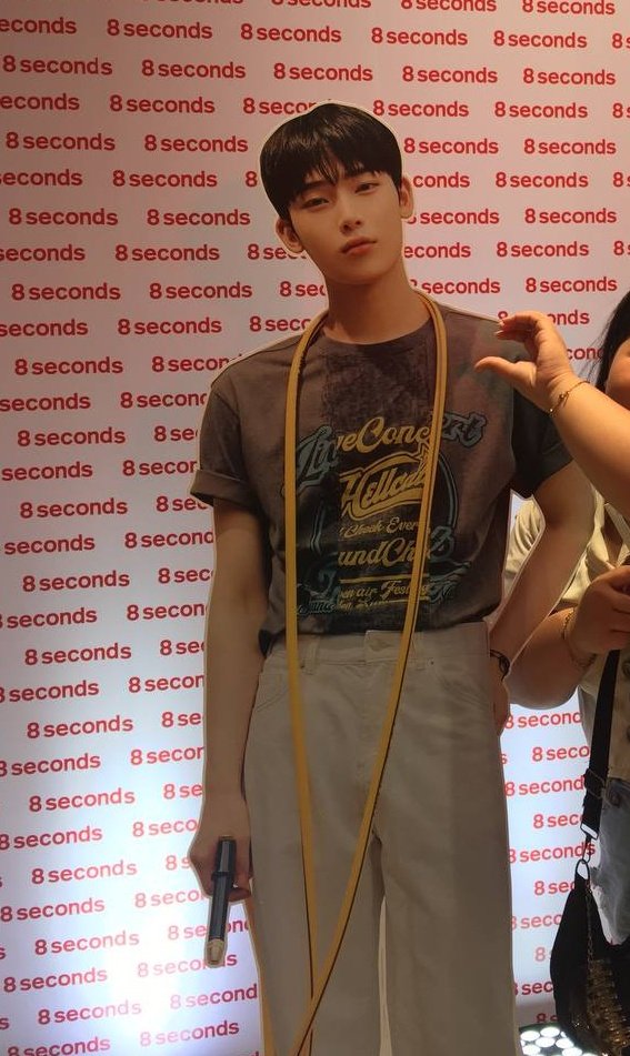 litolsun's tweet photo. WELL DESERVEEE !!!
AFTER 5 YEARS NA WALA KANG SOLO,SA WAKAS SUMAKSES DIN HUHU,U DESERVE THAT MY SUSNHINE 😭 can't imagine na makikita kita ulit after a months, love u sun 

#SUNOOx8Seconds https://t.co/2BKnZdhm0m