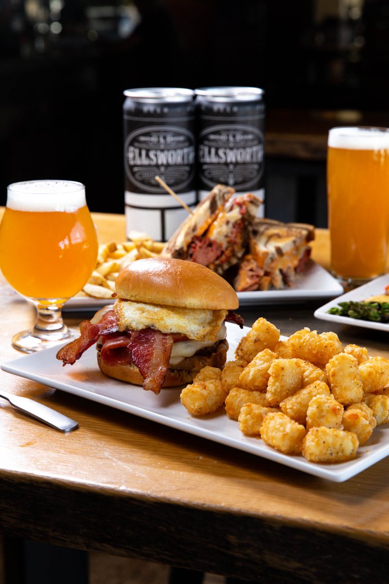 🍺 Our servers have their Certified Beer Server Cicerone Certificates. That means they can suggest beers to drink with your food! They can also make recommendations of which beer you should drink based on which mainstream beer you like! How cool is that?