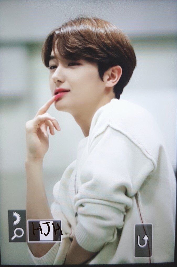 now_onfuse's tweet photo. 이 사진이 정말ㄹㅈㄷ섹시다이너마트임 https://t.co/Nmwro8WGke