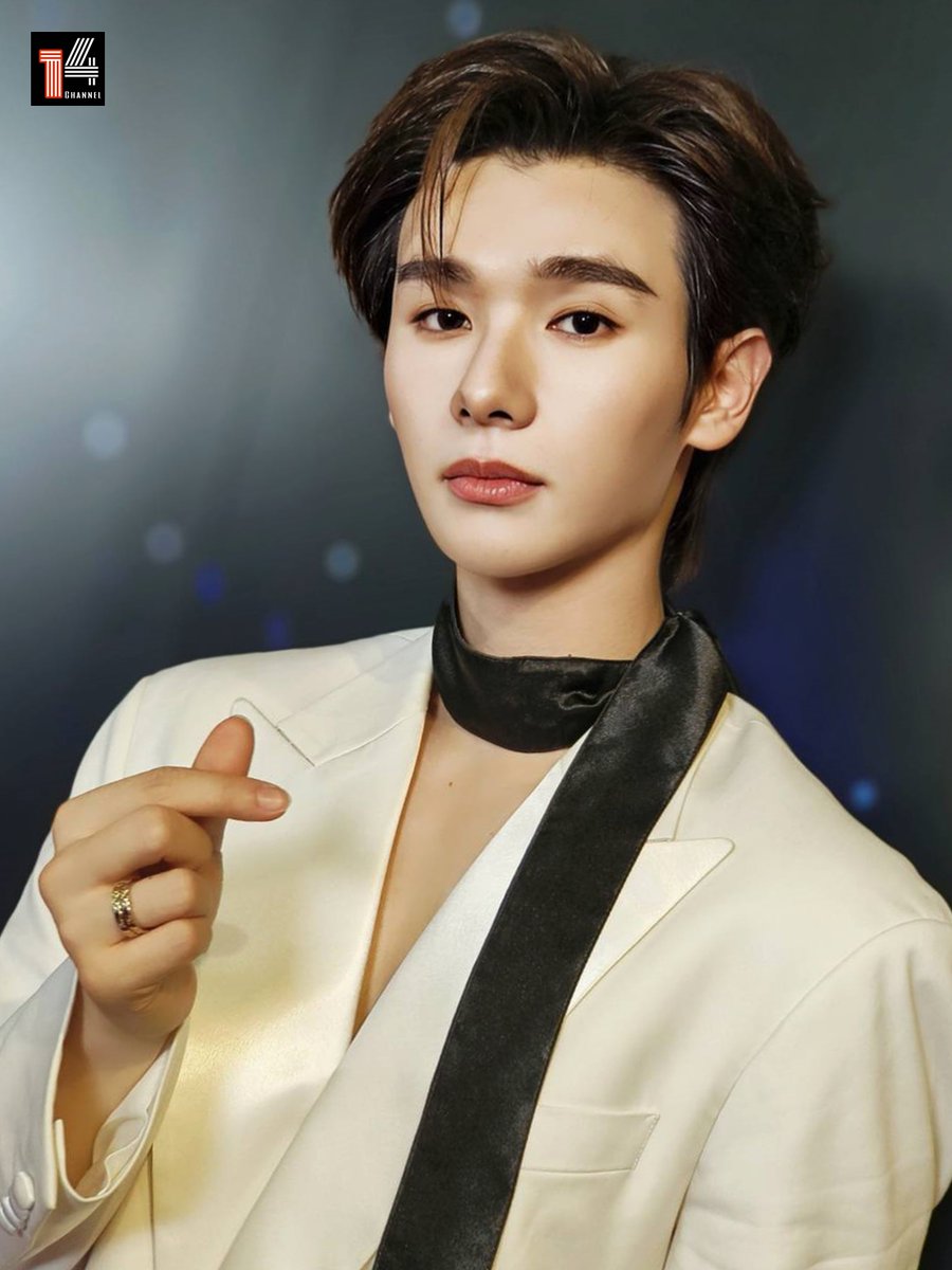 fourteenchannel's tweet image. ส่งท้ายของงานด้วย โครงหน้าละมุนดุจเทพปั้น &quot;นาย กรชิต&quot; ในงาน &quot;Insight Entertainment: Beyond the Screen&quot;  

NEXT CHAPTER WITH NNINE 

#Beyondthescreenxนายกรชิต #Beyondthescreen #InsightEntertainment #YYDSent #นายท่านกรชิต #นายกรชิต #NineKornchid #高卿尘