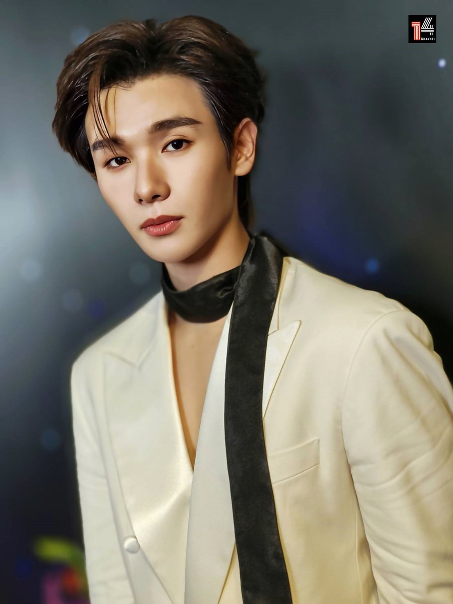 fourteenchannel's tweet image. ส่งท้ายของงานด้วย โครงหน้าละมุนดุจเทพปั้น &quot;นาย กรชิต&quot; ในงาน &quot;Insight Entertainment: Beyond the Screen&quot;  

NEXT CHAPTER WITH NNINE 

#Beyondthescreenxนายกรชิต #Beyondthescreen #InsightEntertainment #YYDSent #นายท่านกรชิต #นายกรชิต #NineKornchid #高卿尘