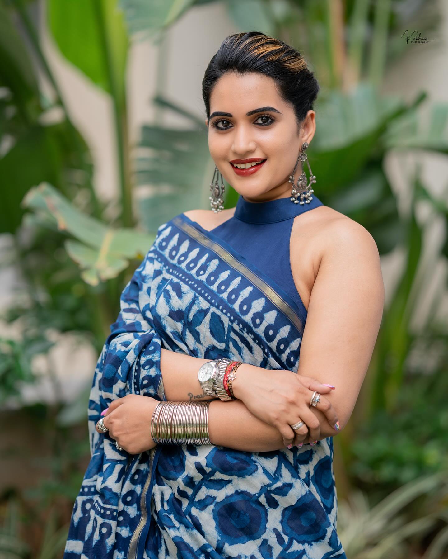 Sravanthi Chokarapu armpits show