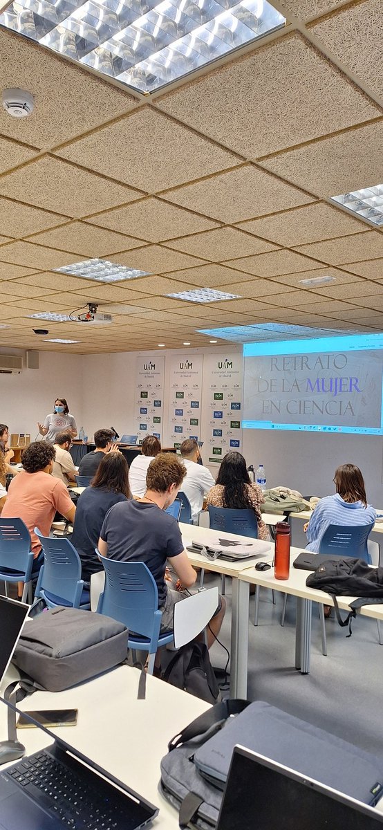 <a href="/mateo_henar/">Henar Mateo</a> presented her art work "Retrato de la Mujer en la Ciencia" funded by <a href="/UAM_Madrid/">UAM Autónoma Madrid</a> and <a href="/RSEQ_STMadrid/">RSEQ-STMadrid</a> at the <a href="/EuChemS/">EuChemS</a> Computational Biology School
More info here ⬇️ share.google/aUdSm7VVcapCgL…