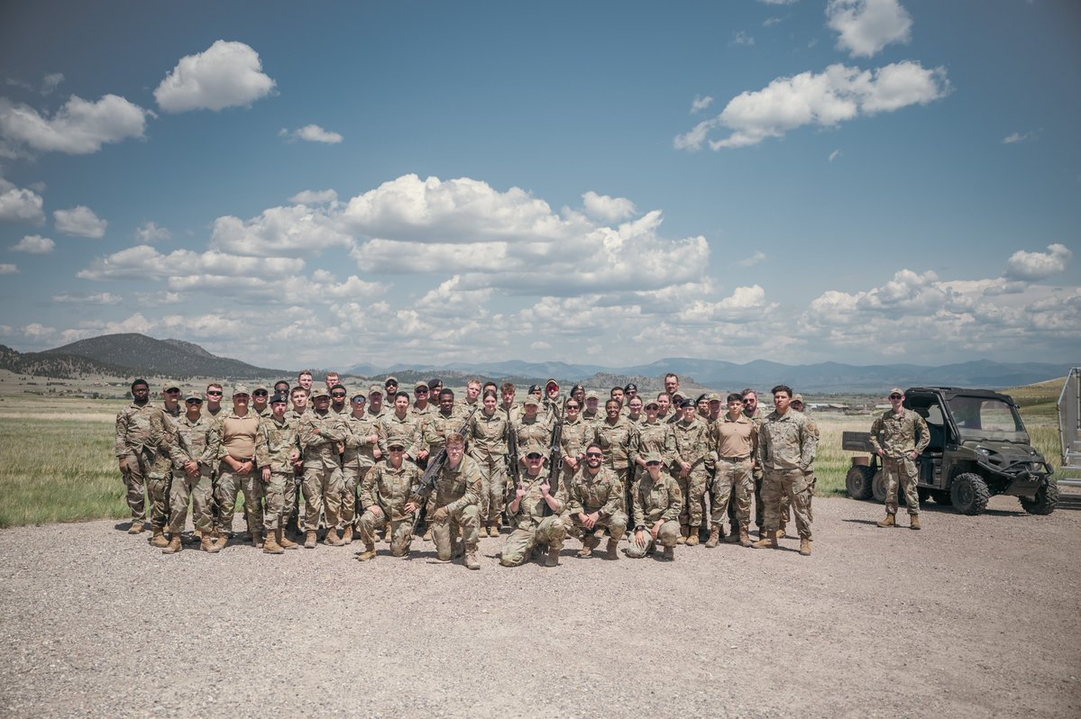 AFGlobalStrike's tweet image. Defenders from @malmstromafb’s 741st Missile Security Forces Squadron recently conducted heavy weapons training at the Montana National Guard firing range. This annual training ensures the ground-based leg of the nuclear triad remains safe, secure & reliable.
📸: A1C Rodriguez