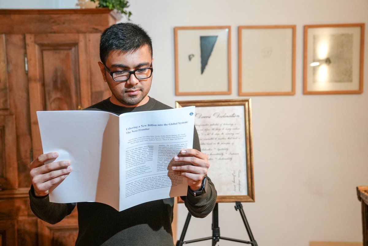 DavosWeb3 tweet media